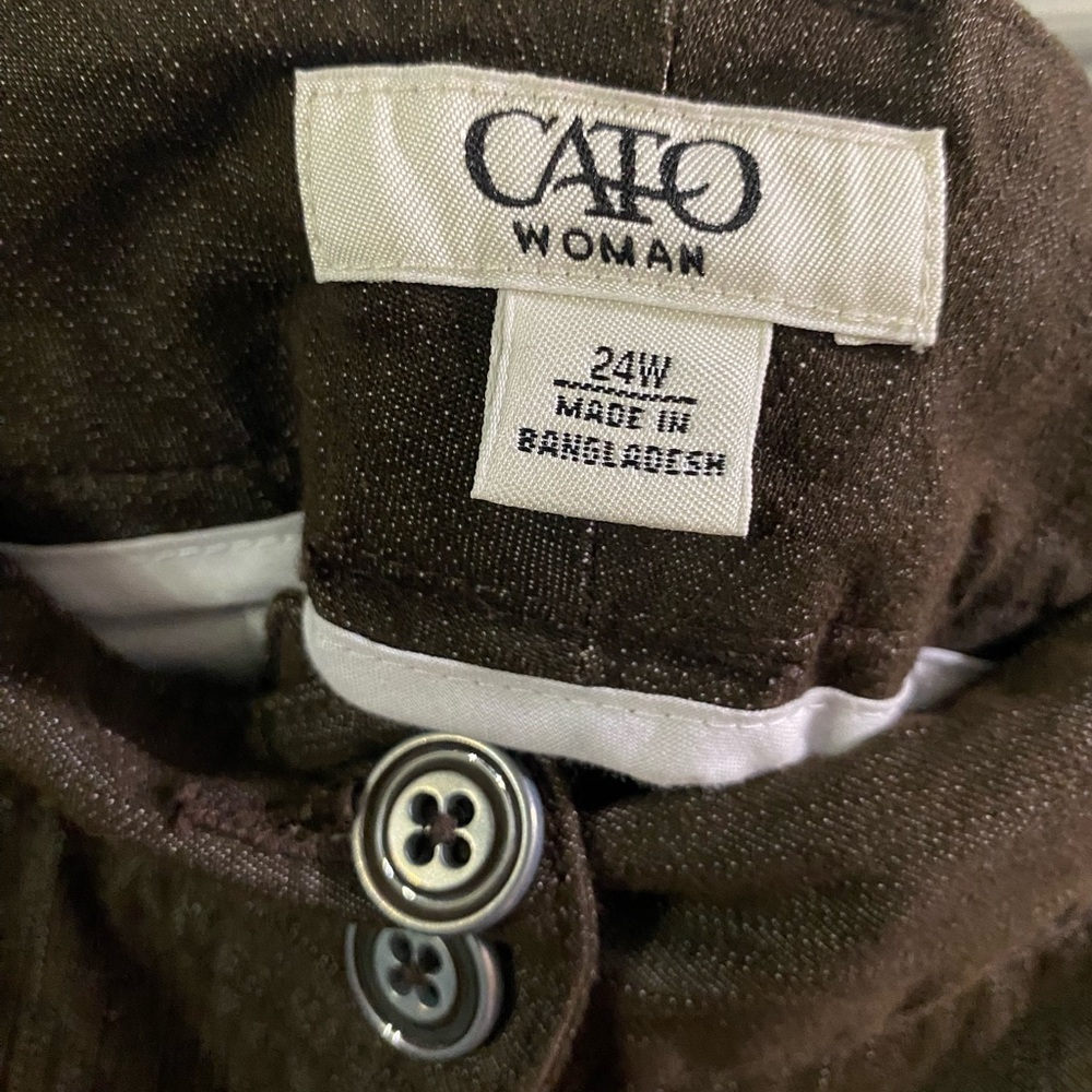 Cato Women’s 24W Capri Pants - Picture 3 of 4